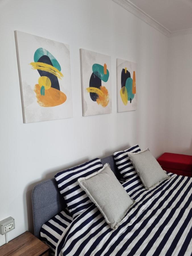 New Modern Studio In Central Tirana Lägenhet Exteriör bild